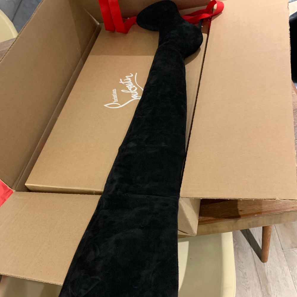 christian louboutin brand new overknees-never worn - Picture 6 of 8